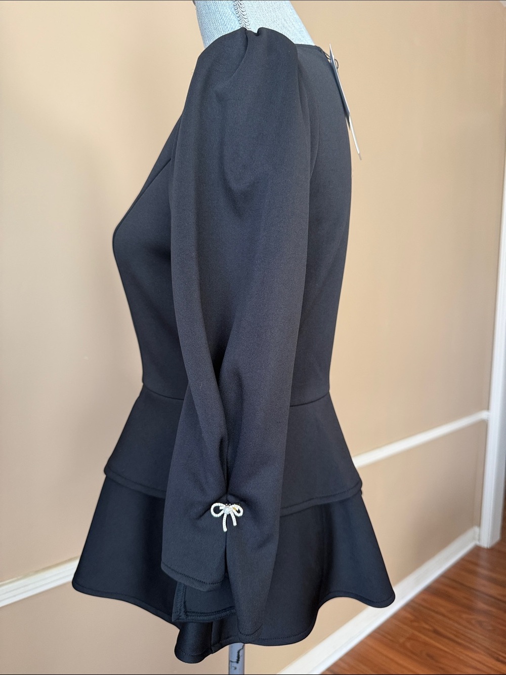 GRACIA 🖤 BLACK PEPLUM TIERED LONG-SLEEVE BLOUSE 🖤 SIZE MEDIUM 🌟NWT🌟 - Picture 8 of 17